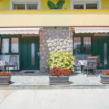 Apartmani Ve-Ro Опатія Екстер'єр фото