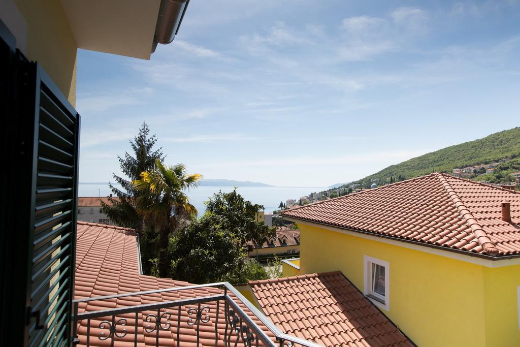 Apartmani Ve-Ro Опатія Екстер'єр фото