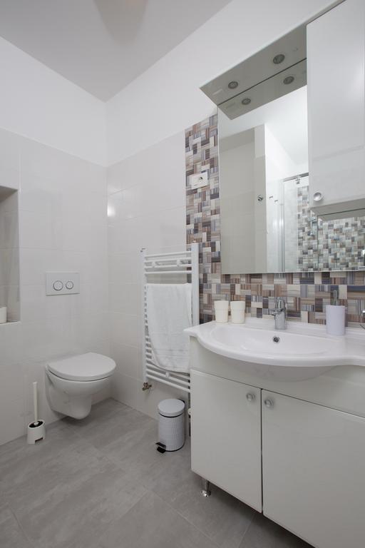 Apartmani Ve-Ro Опатія Екстер'єр фото