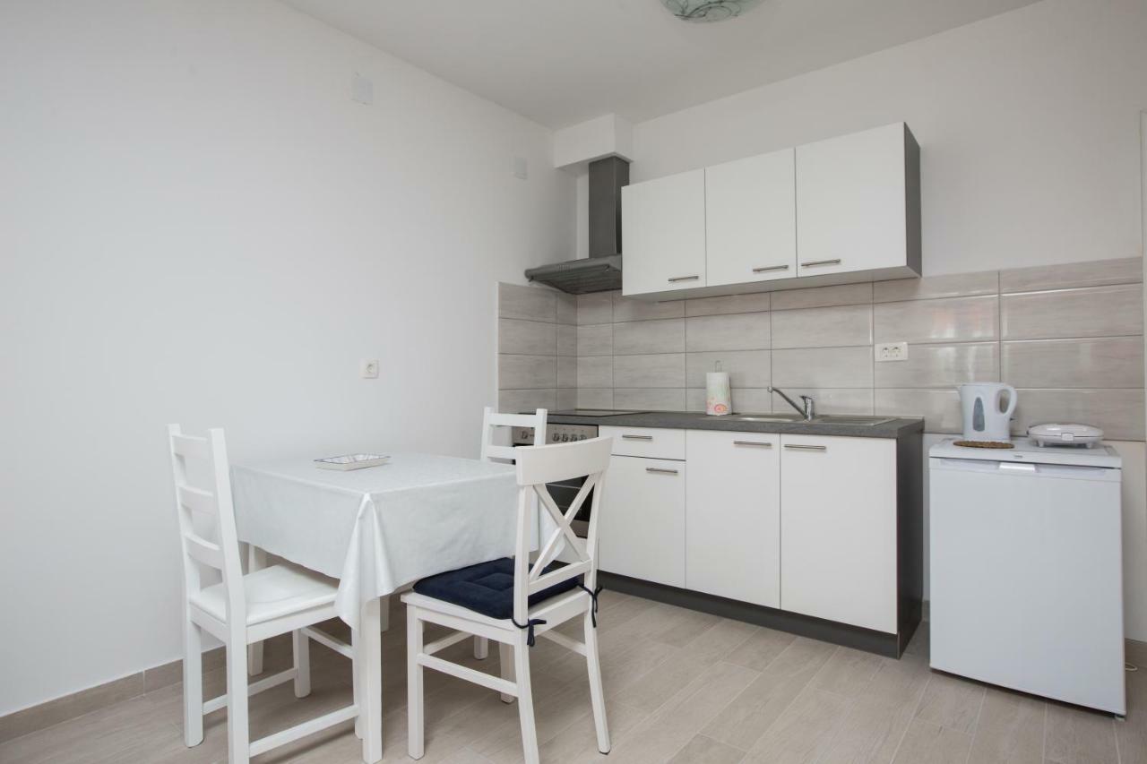 Apartmani Ve-Ro Опатія Екстер'єр фото